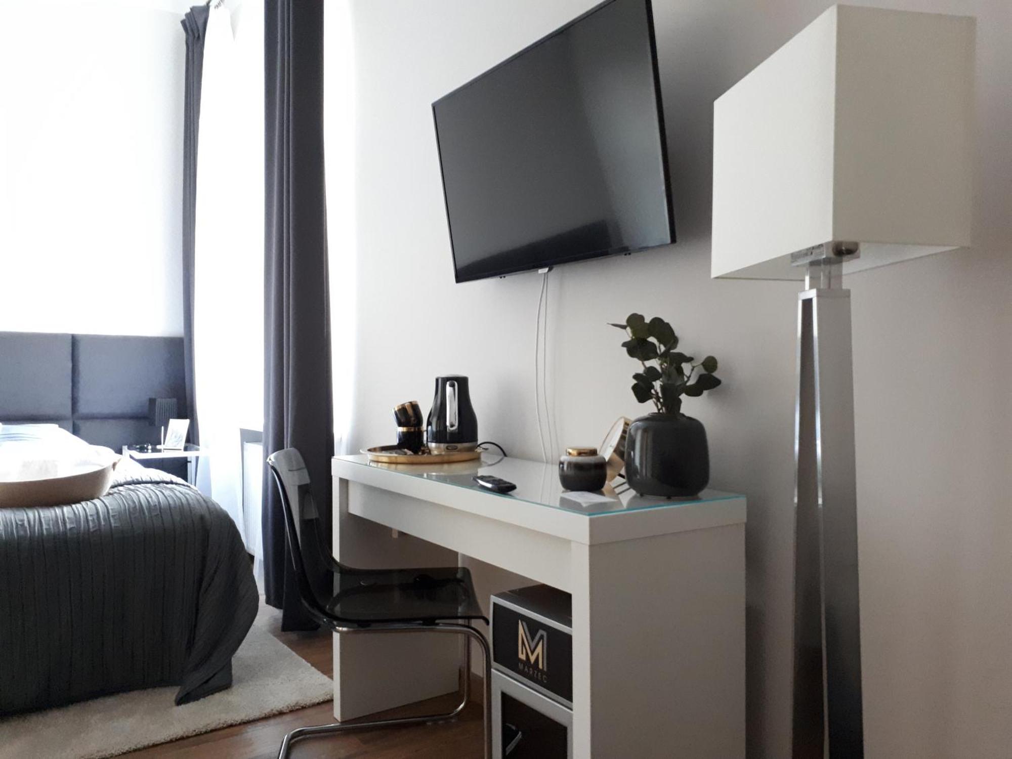 Marzec Apartamenty グニェズノ 部屋 写真