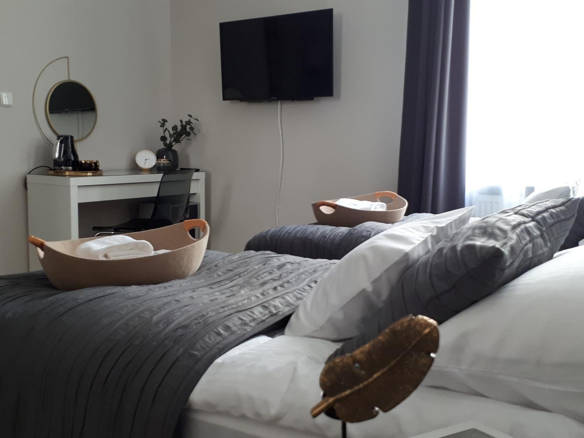 Marzec Apartamenty グニェズノ 部屋 写真