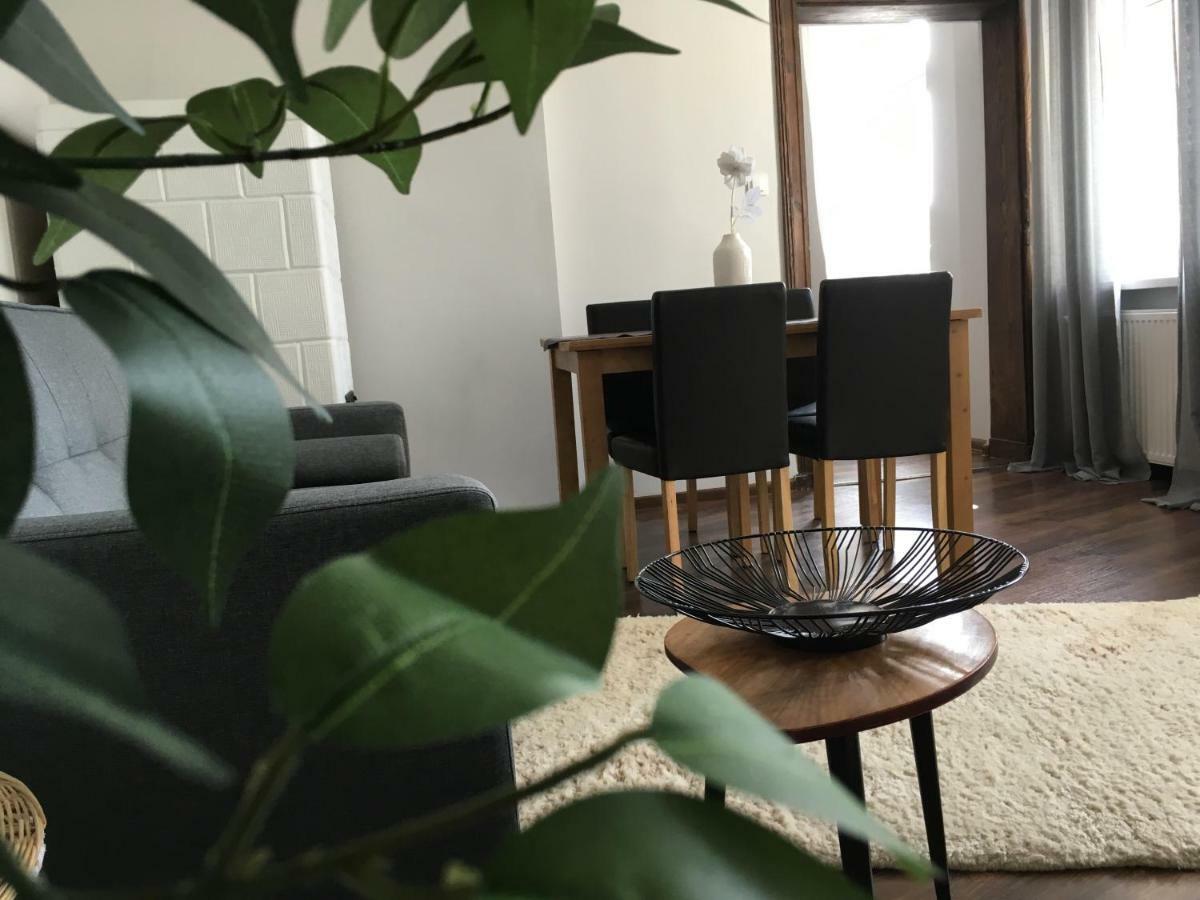 Marzec Apartamenty グニェズノ エクステリア 写真